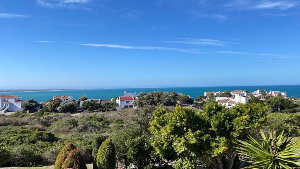 Luxury Home With Stunning Views And Solar Power セント・フランシス・ベイ エクステリア 写真